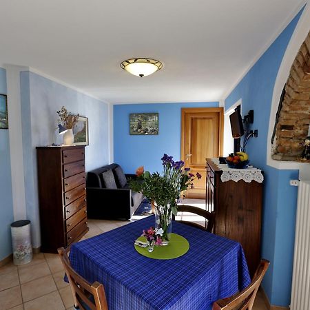 Casale Fe-Wo - Appartamenti Con Vista Lago 카네로 리비에라 외부 사진