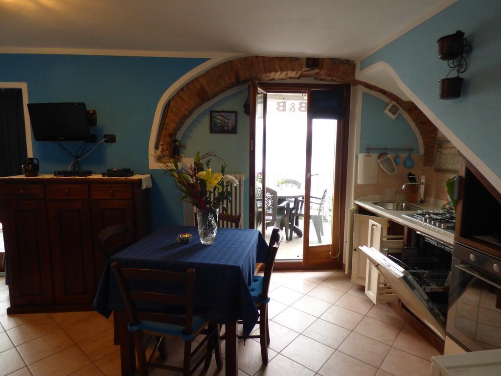 Casale Fe-Wo - Appartamenti Con Vista Lago 카네로 리비에라 외부 사진